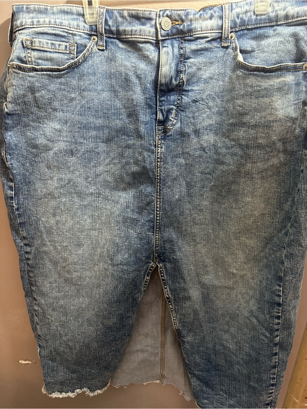 torrid blue denim jean skirt  with tan stitching sz 20